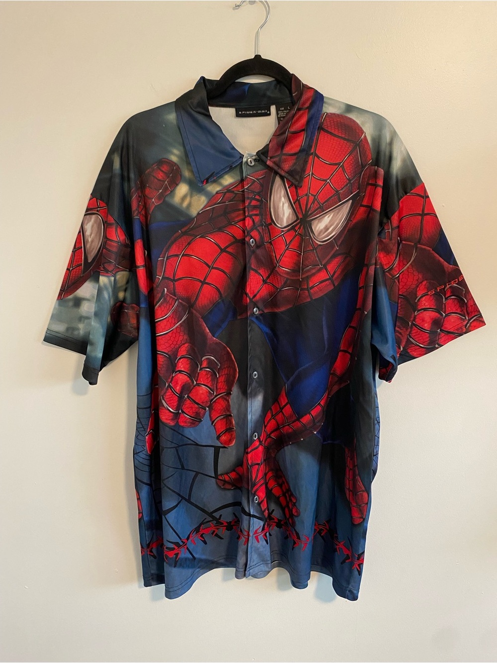 Vtg Y2K 2002 Spiderman Button Down Shirt c. Marvel & Columbia Sz L Mens
(Sep A-2